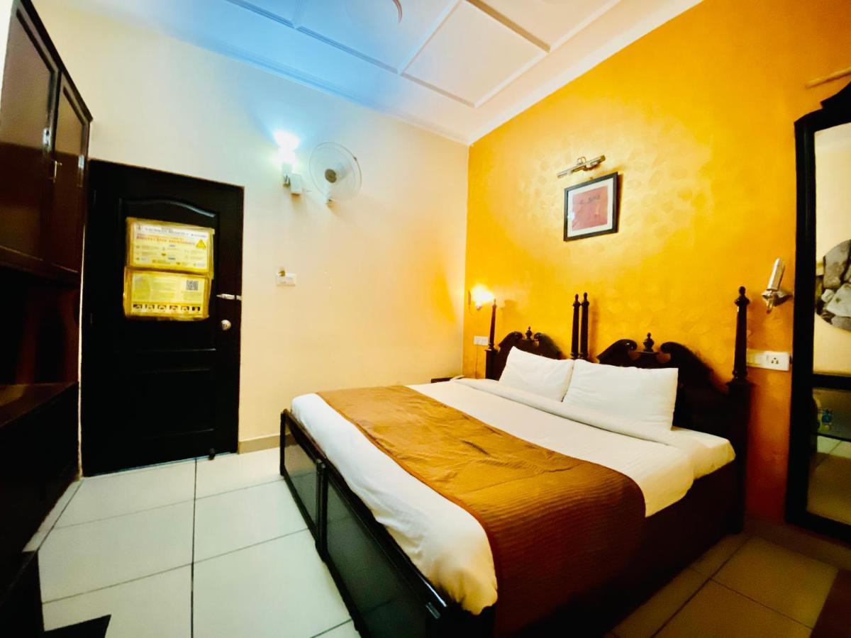 Hotel Aachman Regency Shimla Ngoại thất bức ảnh
