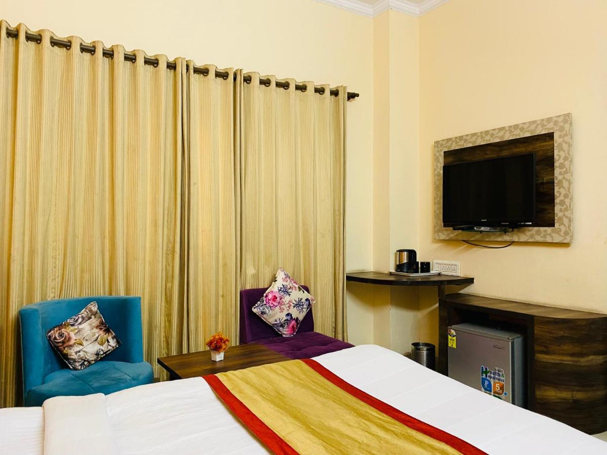 Hotel Aachman Regency Shimla Ngoại thất bức ảnh