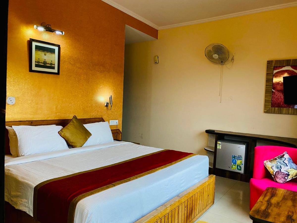 Hotel Aachman Regency Shimla Ngoại thất bức ảnh