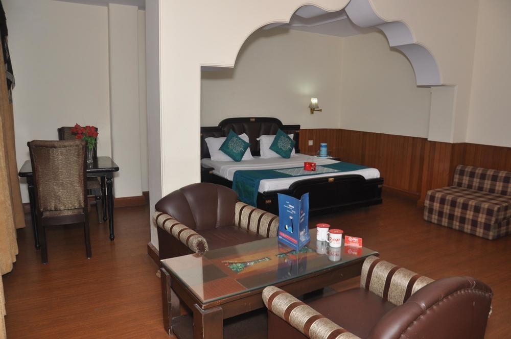 Hotel Aachman Regency Shimla Ngoại thất bức ảnh