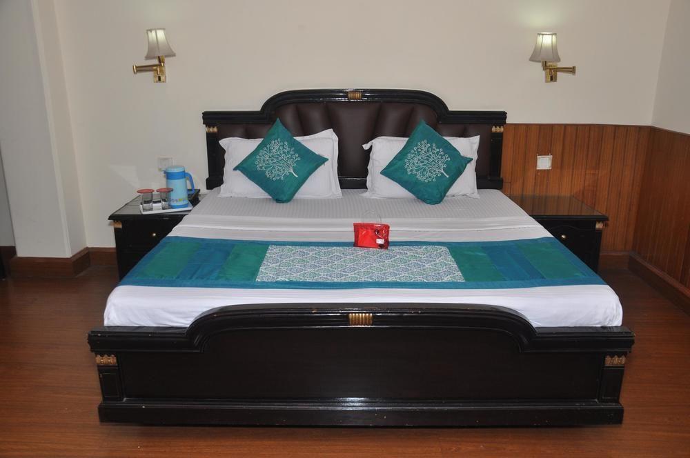 Hotel Aachman Regency Shimla Ngoại thất bức ảnh